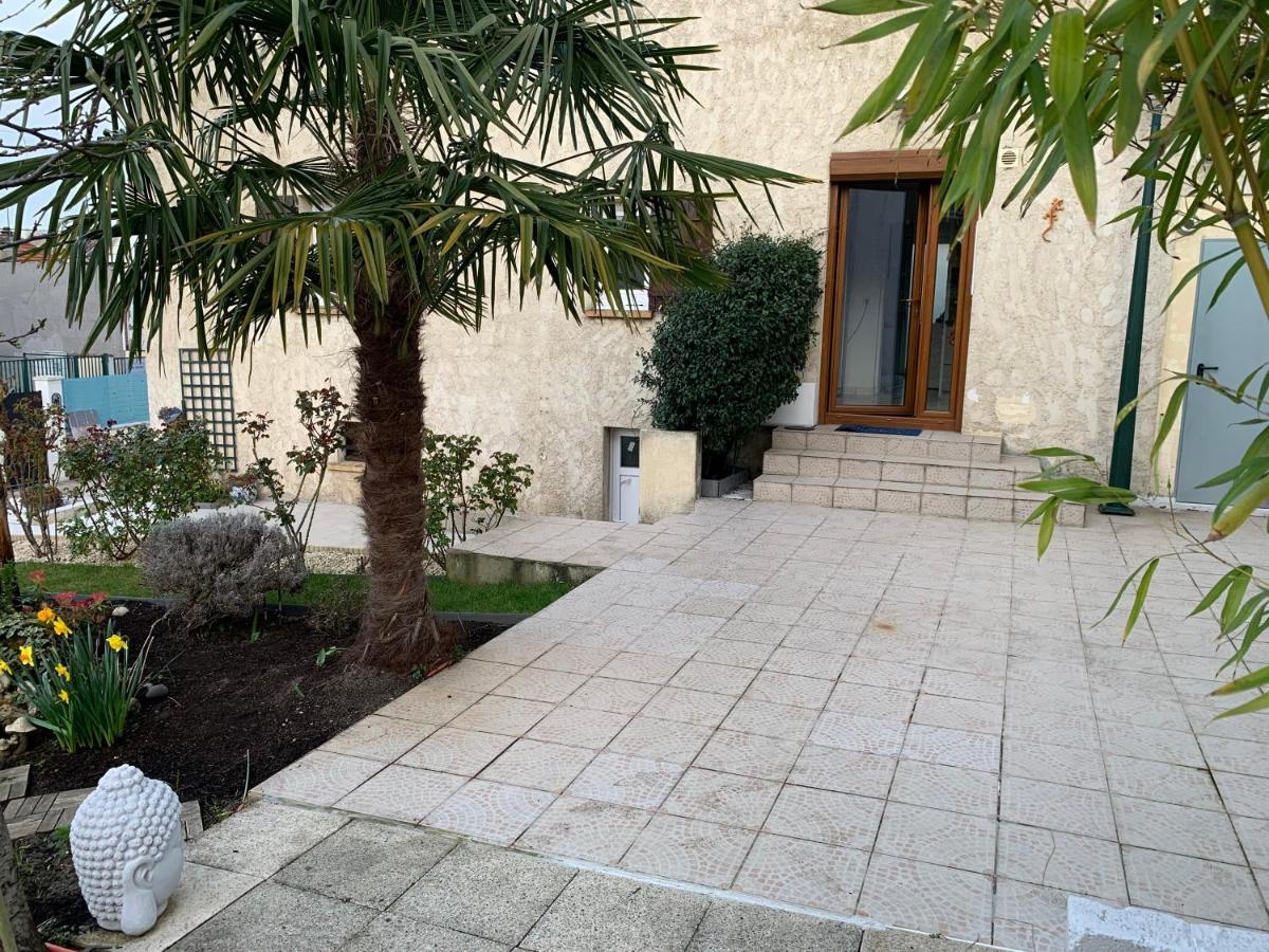 La Maison Parisienne & Jardin Argenteuil Εξωτερικό φωτογραφία